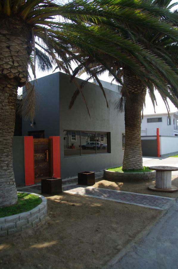 Selkiebnb Bed & Breakfast Walvis Bay Bagian luar foto